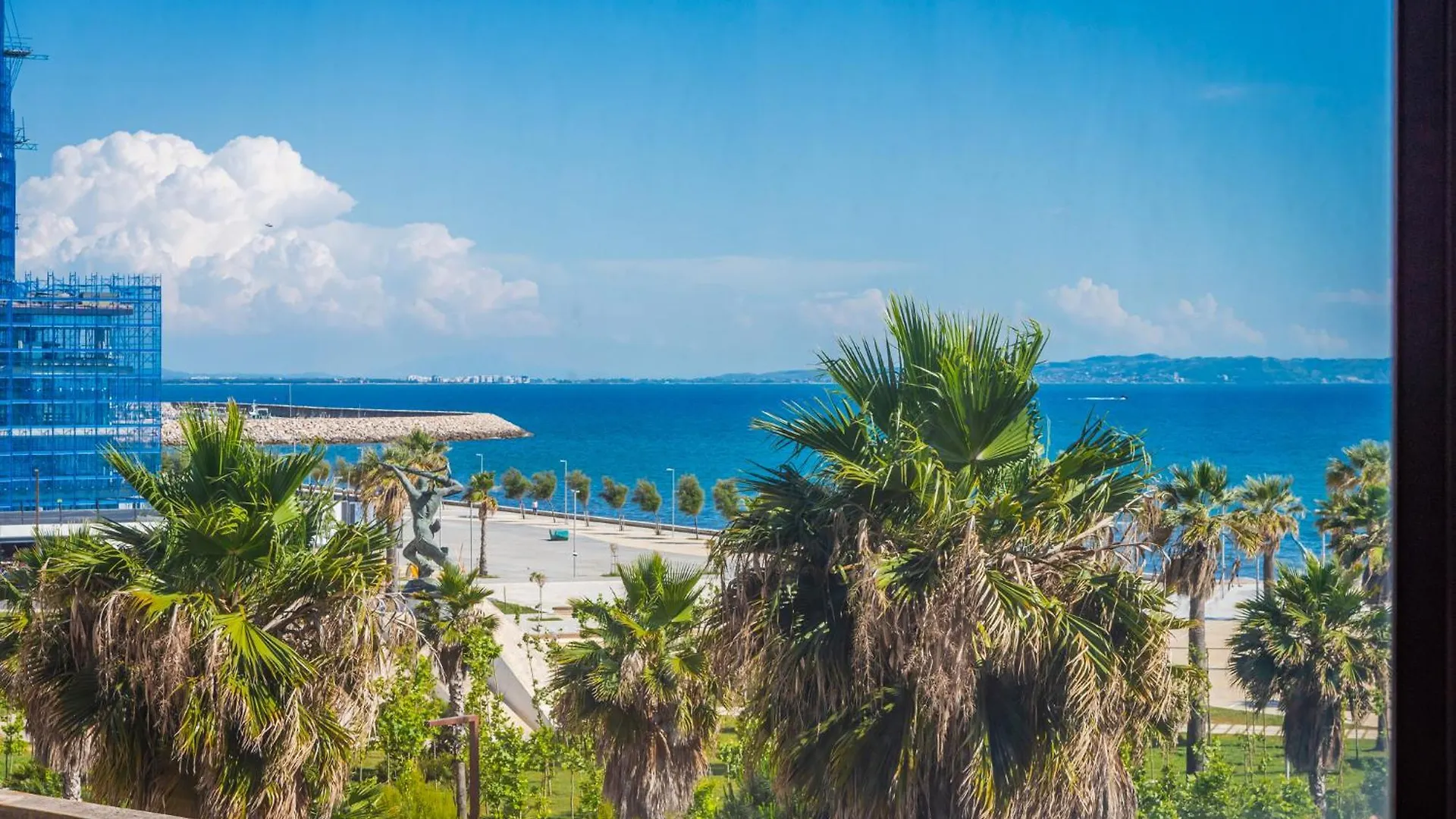 Marina Luxury Suites By Ps Durres