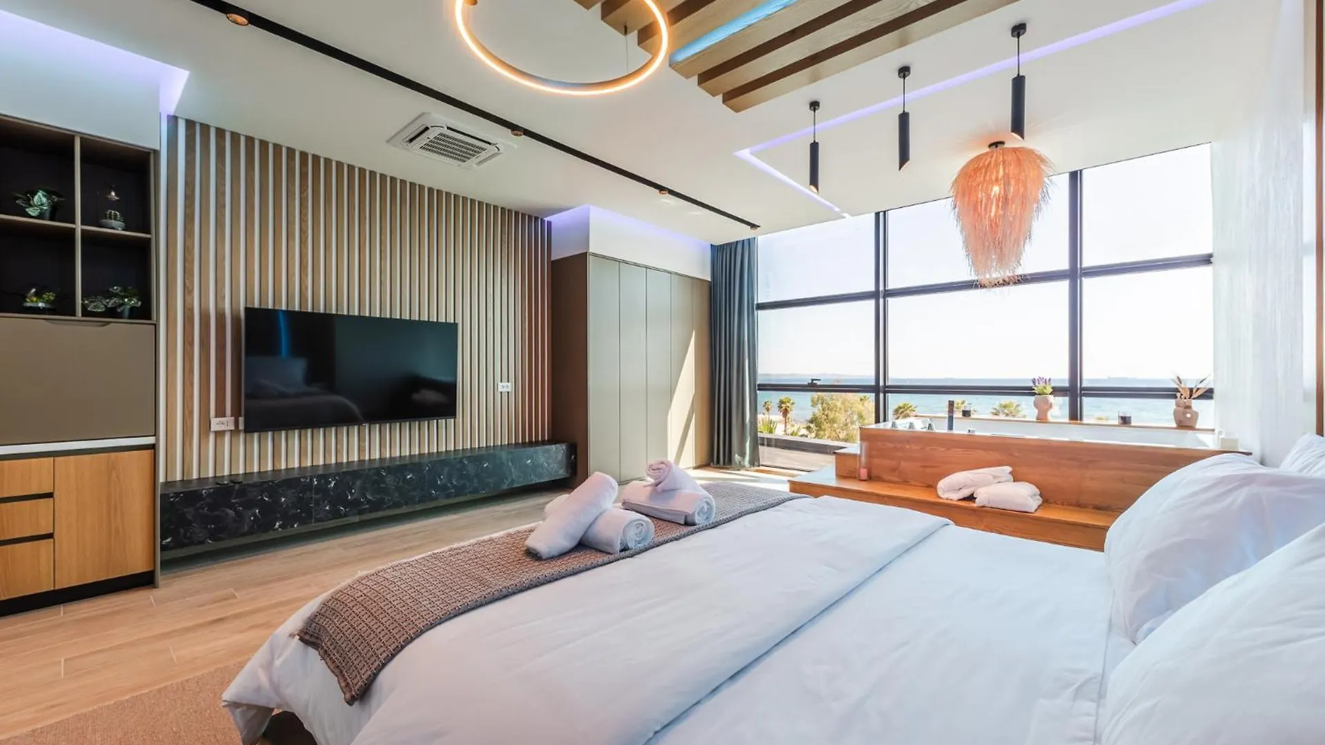 Marina Luxury Suites By Ps Durres Albania