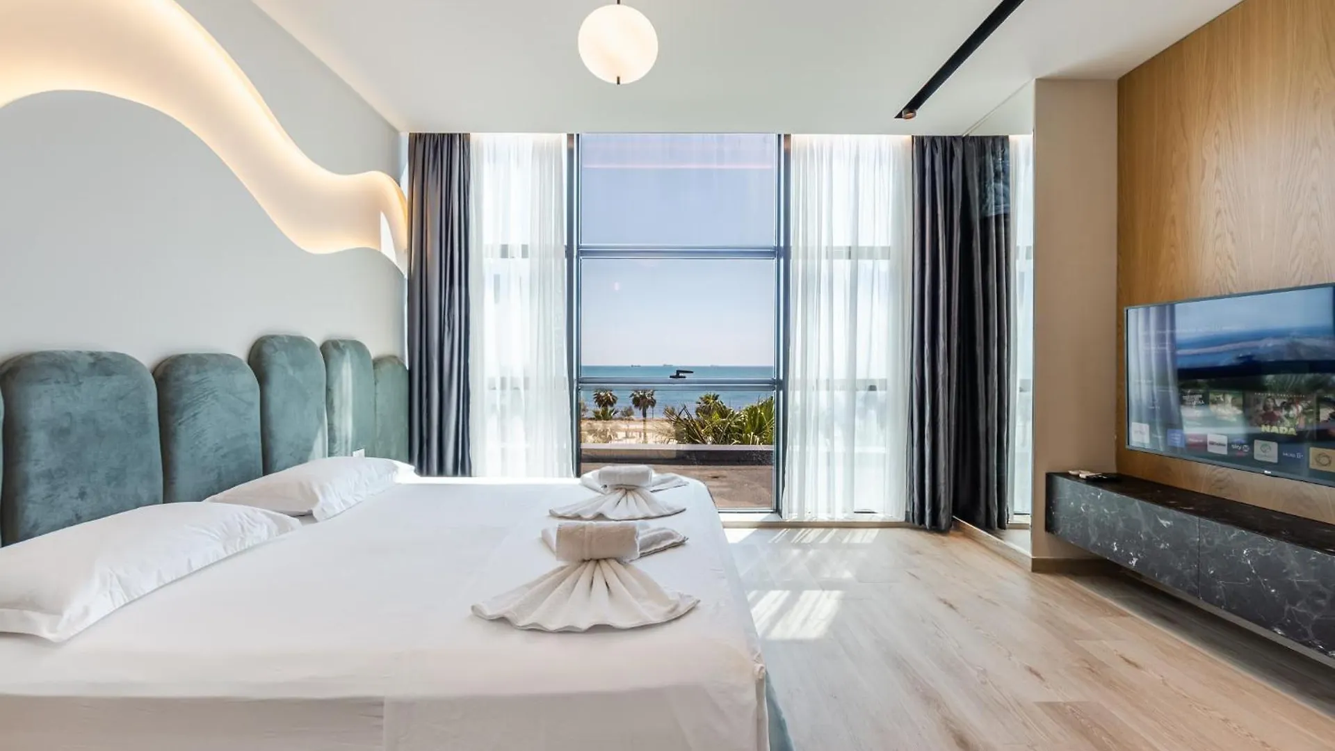 Marina Luxury Suites By Ps Durres