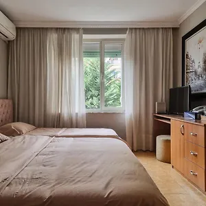  Apartment Center Cozy Albania
